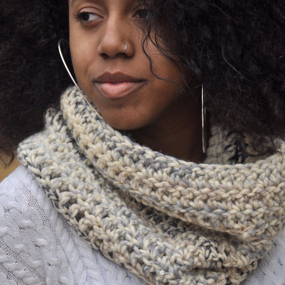 Chunky Yarn Infinity Scarf